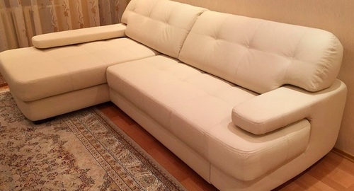 Обивка углового дивана.  Белореченск